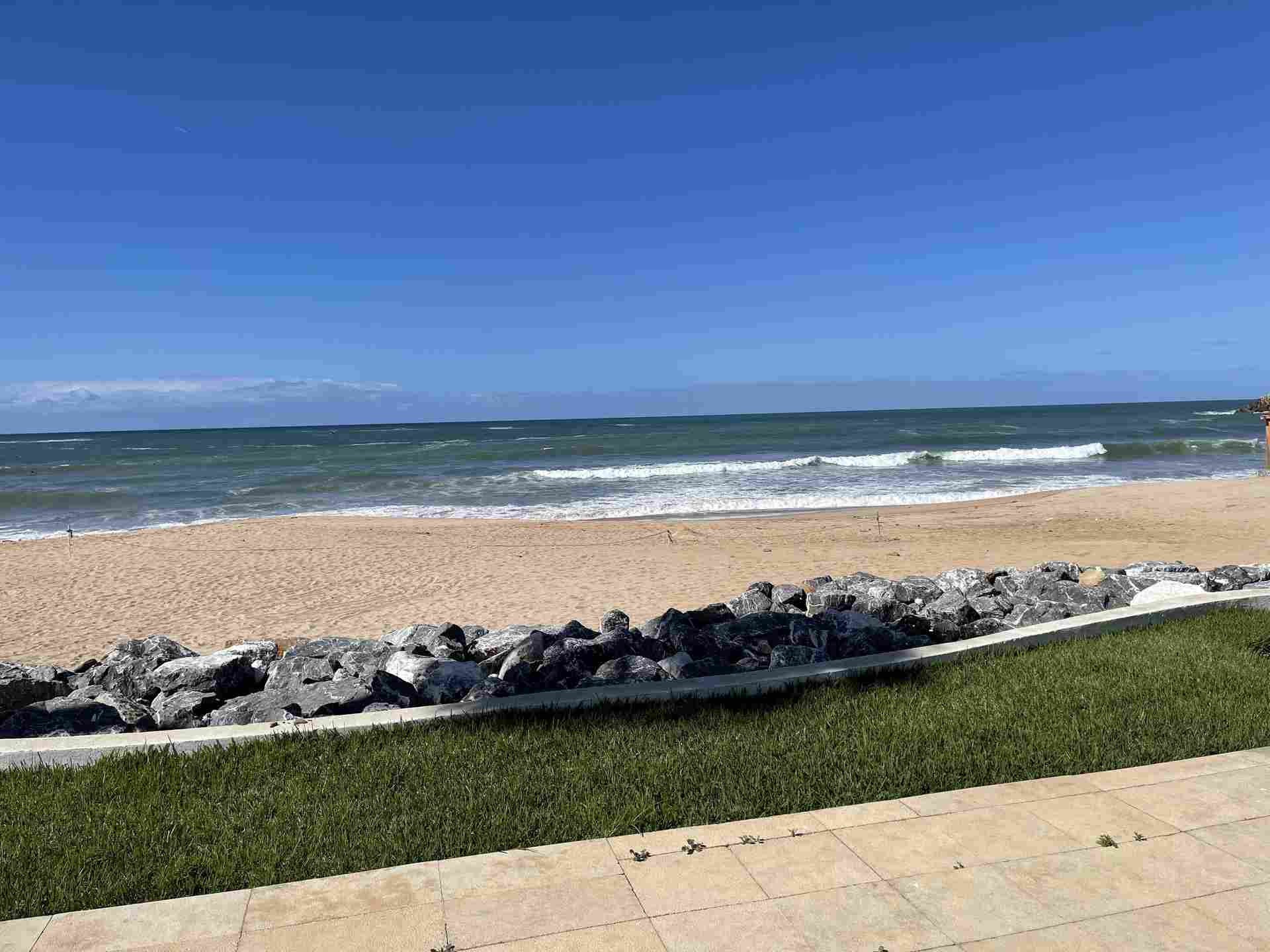 Amphitrite-Palast-Skhirat-Meerblick-Atlantik-bei-Rabat