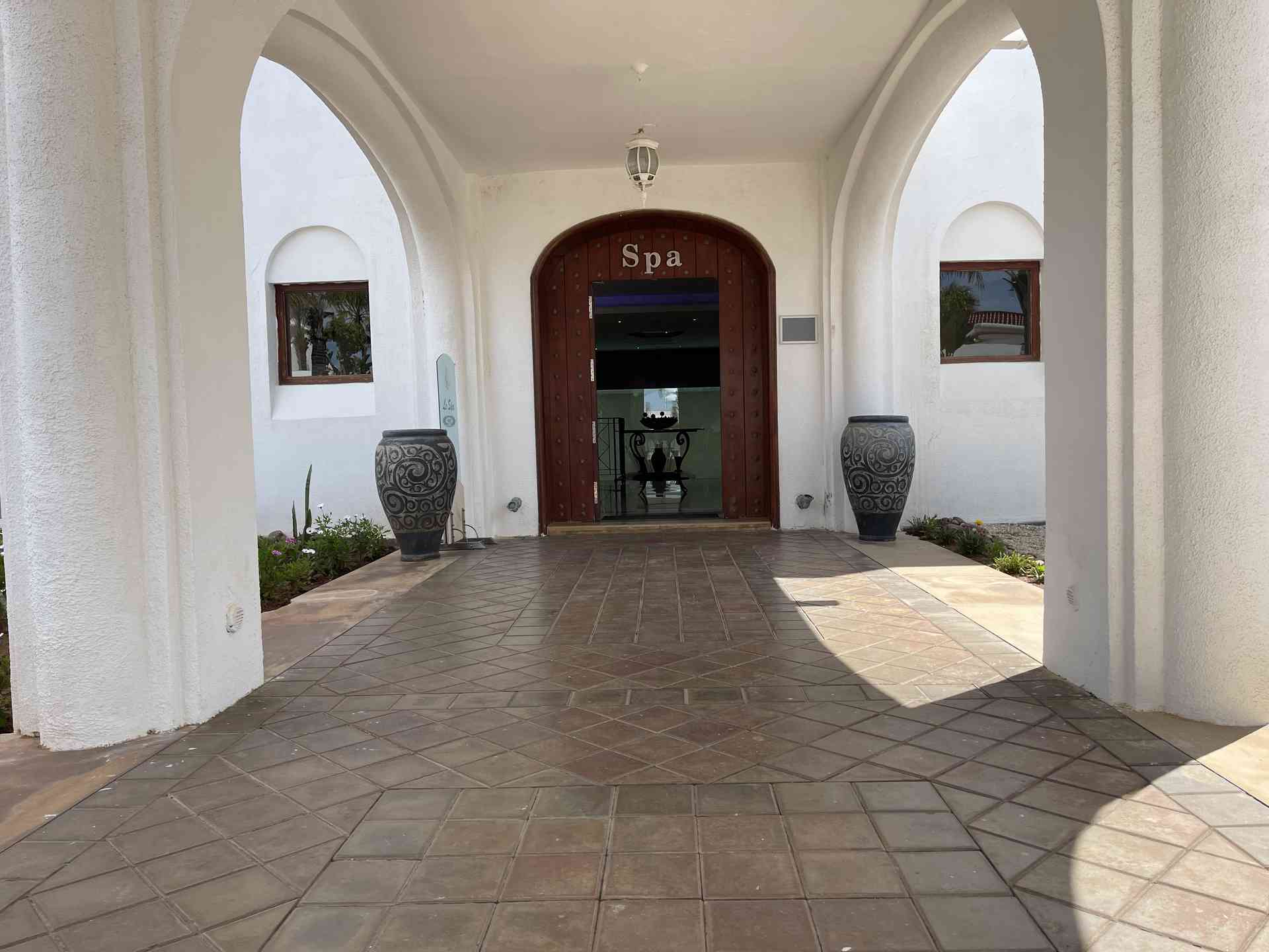 Spa-Eingang-Luxushotel-Skhirat-bei-Rabat