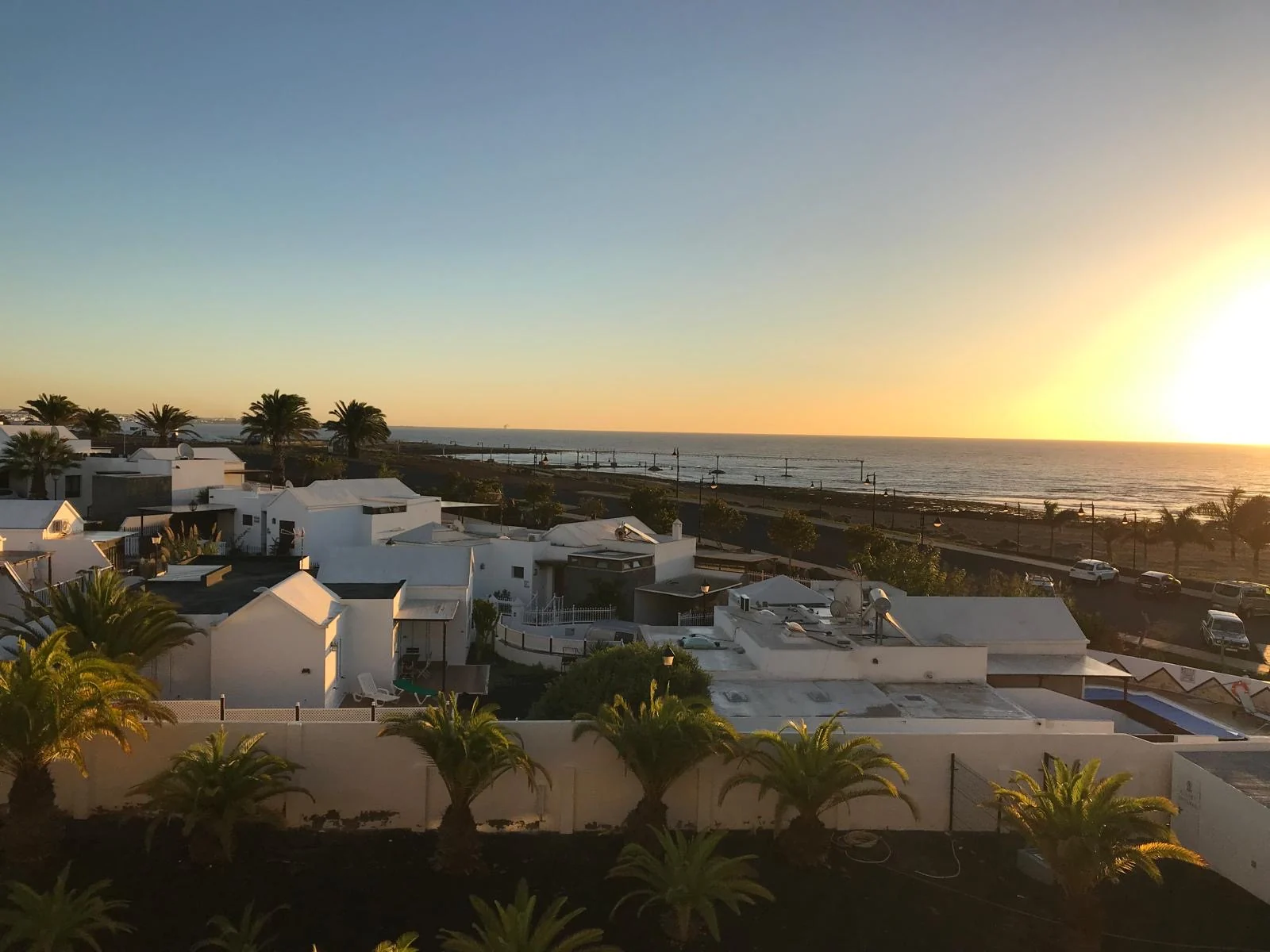 Lanzarote Los pocillos ferienanlage strandblick goldenes licht