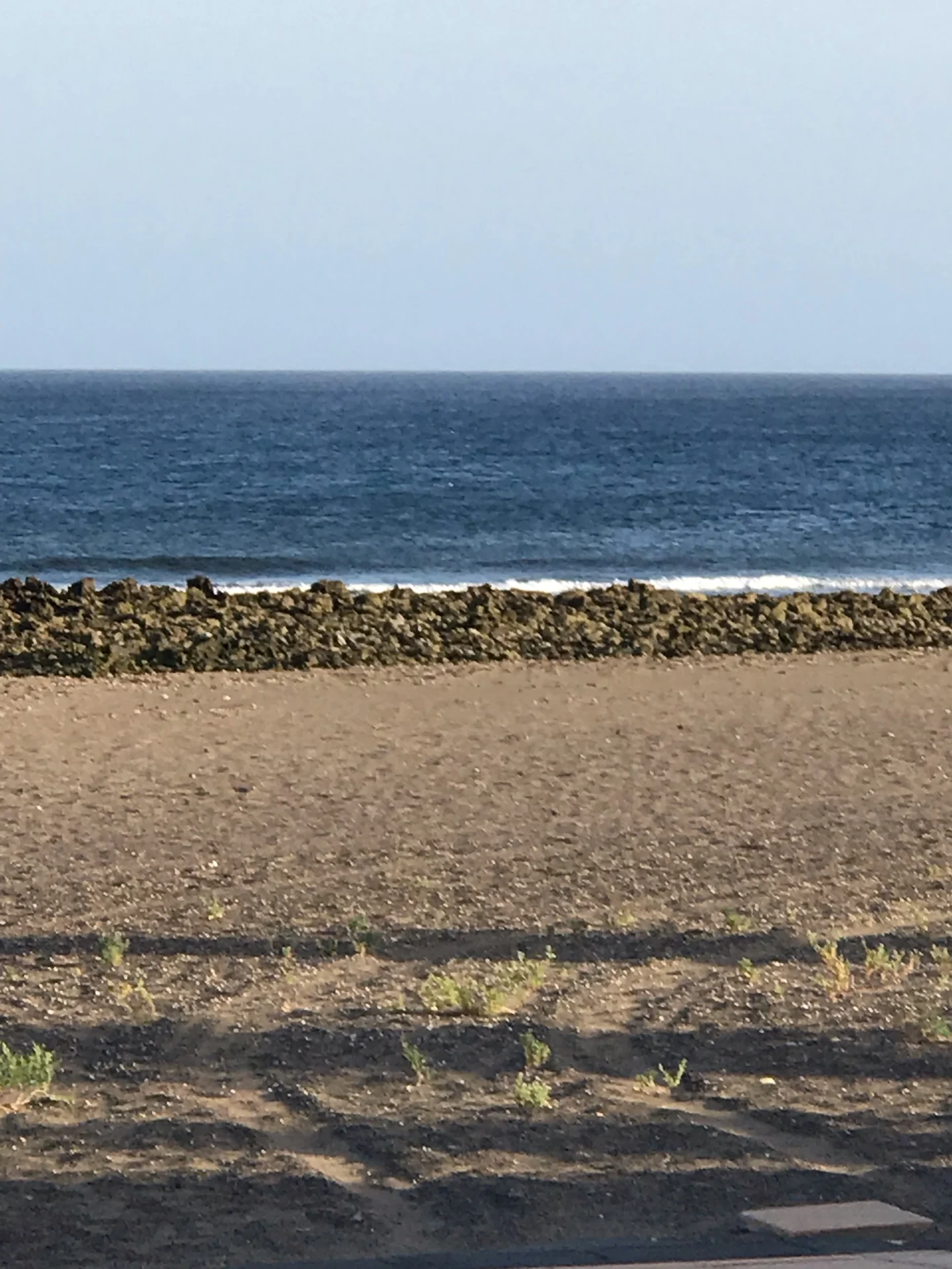 Lanzarote Puerto del carmen strand felsufer atlantik