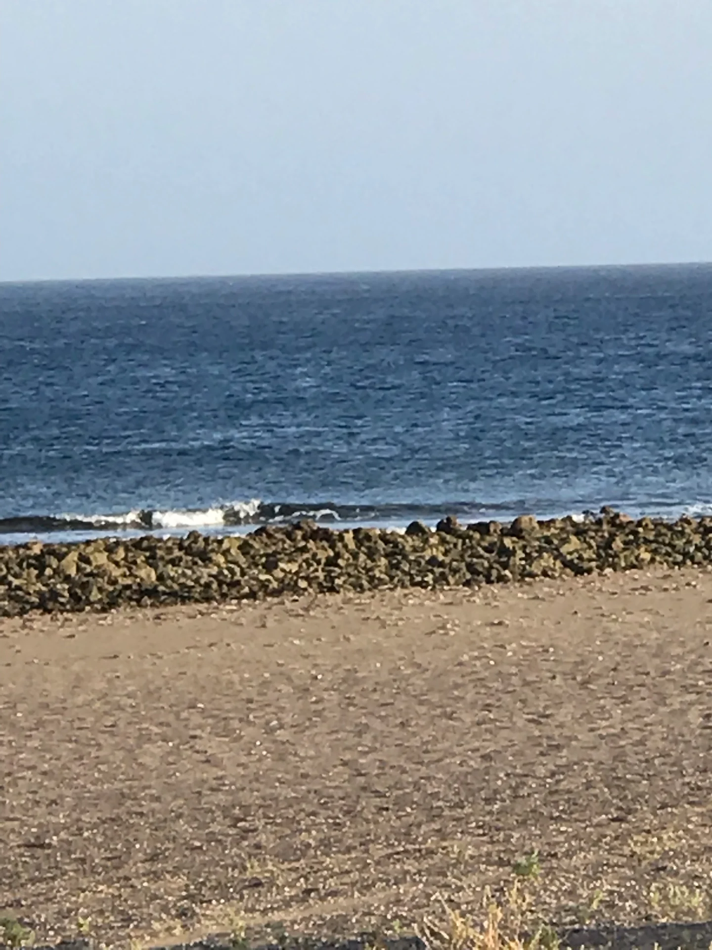Lanzarote Puerto del carmen strand felsufer atlantik