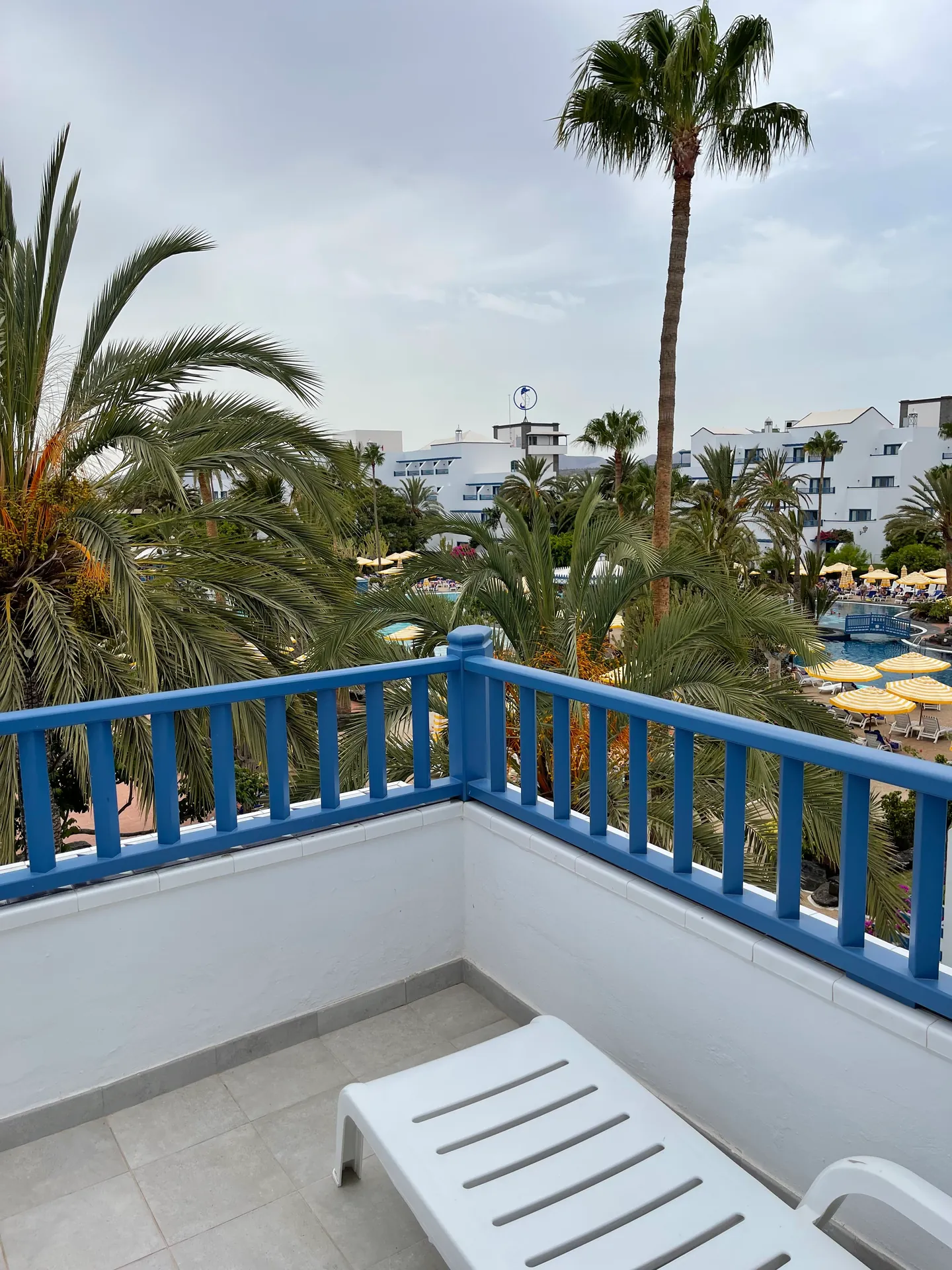 Lanzarote Seaside los jameos playa balkon liegestuhl gartenblick