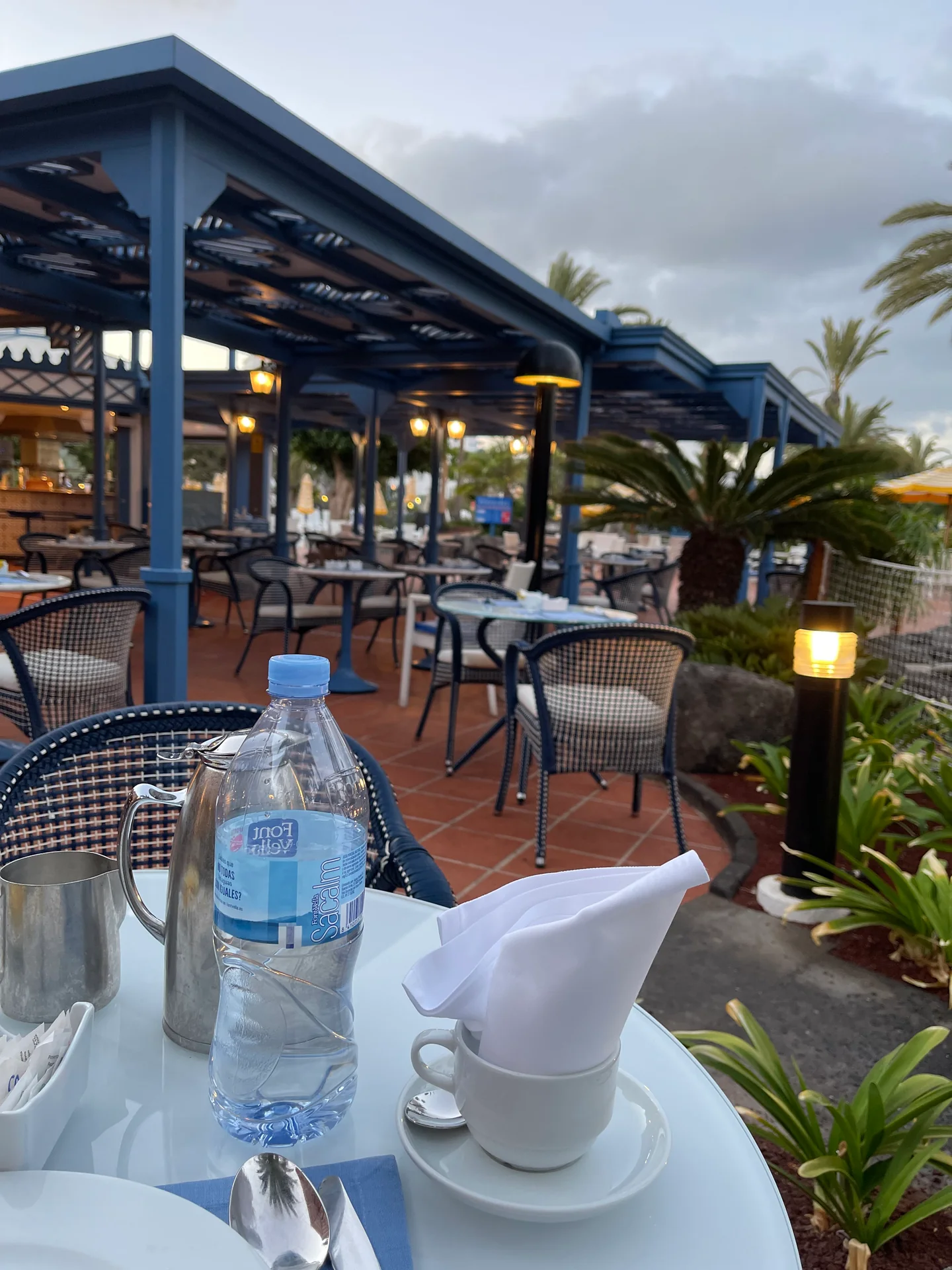 Lanzarote Seaside los jameos playa restaurantterrasse fruehstueck